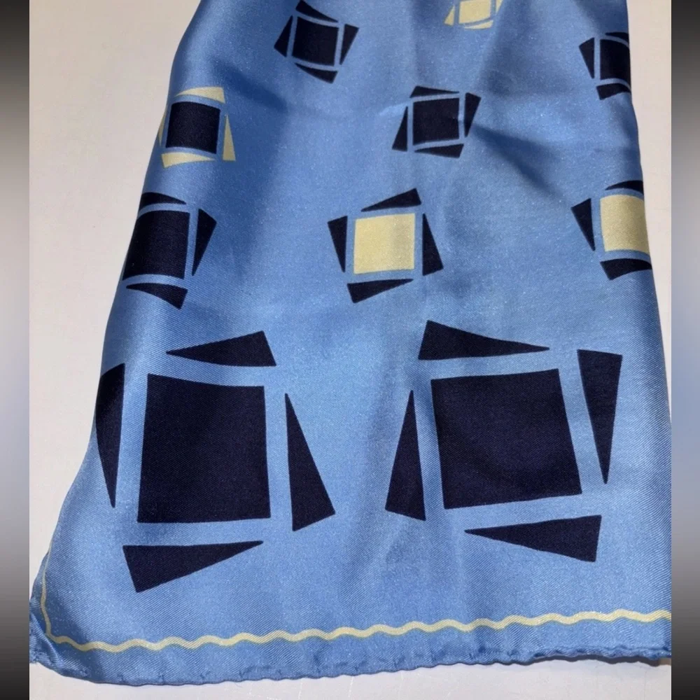 Women’s Vintage 100% Silk Blue Geometric Scarf 11 X‎ 52”